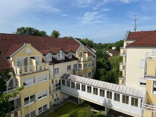 Wohnung zum Kauf 99.000 € 1 Zimmer 44 m² Osterhofen Osterhofen , Niederbay 94486
