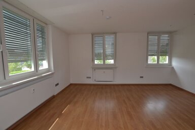 Wohnung zur Miete 450 € 4 Zimmer 86 m² frei ab 01.06.2025 Hagentorstraße 17 Stadtoldendorf 37627