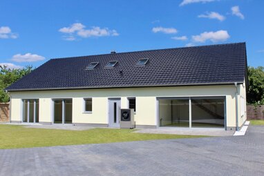 Einfamilienhaus zum Kauf 560.000 € 8 Zimmer 300 m² 792 m² Grundstück Stadtgebiet Ost Neubrandenburg 17036