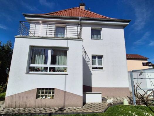 Einfamilienhaus zum Kauf 749.000 € 9 Zimmer 200 m² 573 m² Grundstück Salach 73084