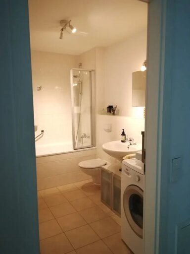 Wohnung zur Miete 700 € 2 Zimmer 55 m² frei ab sofort Föhrichhof 10 Lemberg / Föhrich Stuttgart 70469