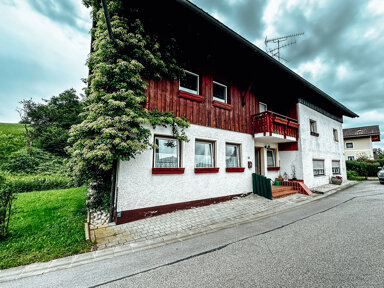 Doppelhaushälfte zum Kauf 199.000 € 5 Zimmer 123,4 m² 3.561 m² Grundstück Obertattenbach Bad Birnbach / Obertattenbach 84364