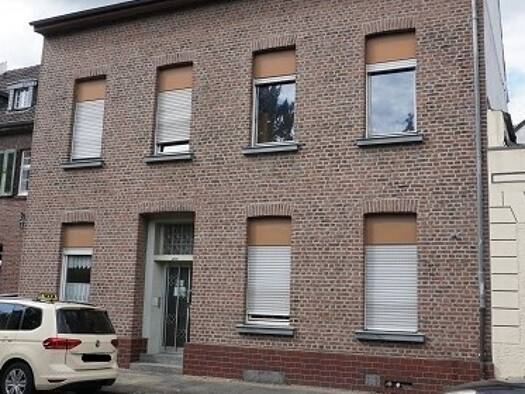 Mehrfamilienhaus zum Kauf provisionsfrei 375.000 € 12 Zimmer 294 m² 829 m² Grundstück Dießem/Lehmheide Krefeld 47805