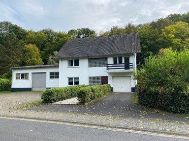 Haus zum Kauf 579.000 € 10 Zimmer 324 m² 4.214 m² Grundstück Gönnersdorf 53498