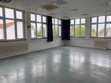 Büro-/Praxisfläche zur Miete teilbar von 66 m² bis 145 m² Rothenburger Str. 49 Bad Windsheim Bad Windsheim 91438