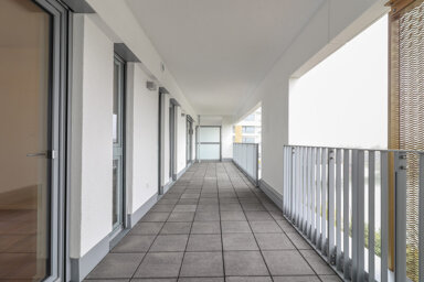 Wohnung zur Miete 2.153 € 3 Zimmer 89,5 m² 6. Geschoss frei ab 01.03.2025 Gutleutstraße 293 Gutleutviertel Frankfurt-Gutleutviertel 60327