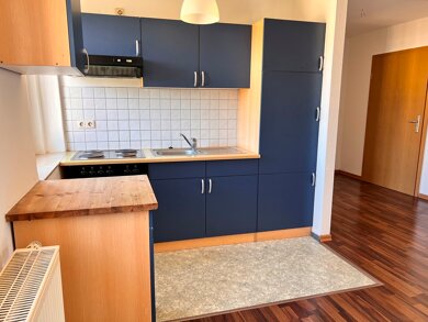 Wohnung zur Miete 219 € 2 Zimmer 38,5 m² Reinsdorfer Str. 42 Südvorstadt Plauen 08527