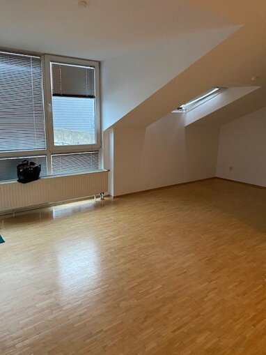 Wohnung zur Miete 720 € 2 Zimmer 50 m² 1. Geschoss Marktstr. 00 Bergen-Enkheim Frankfurt am Main 60388