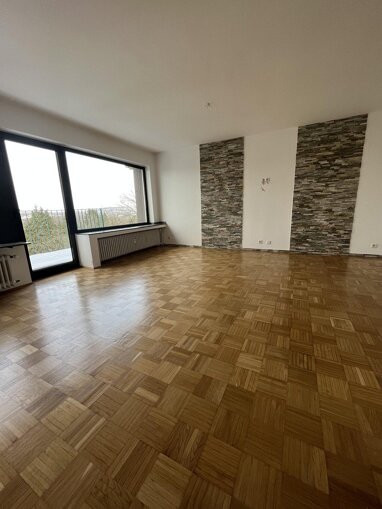 Wohnung zur Miete 1.050 € 3,5 Zimmer 120 m² 4. Geschoss Unter St. Clemens 28 Rathaus - Malteser Gründe Solingen 42651