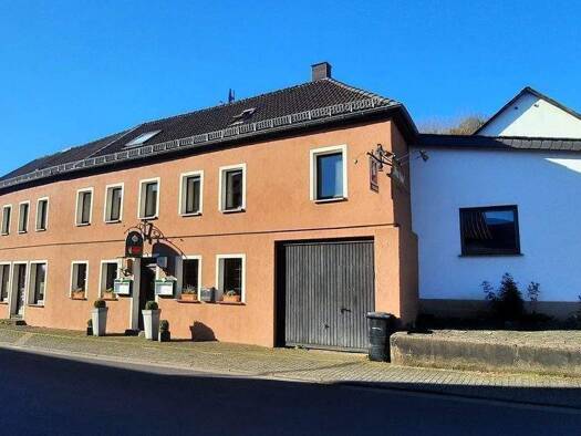Bauernhaus zum Kauf 275.000 € 35 Zimmer 220 m² 2.640 m² Grundstück Trierer Str. 40 Dahlem 53949