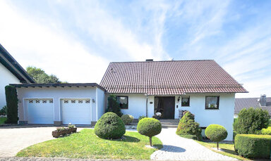 Einfamilienhaus zum Kauf 395.000 € 9,5 Zimmer 230 m² 764 m² Grundstück Hermeskeil Hermeskeil 54411