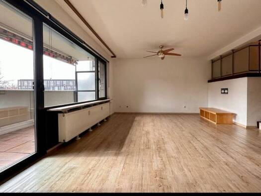 Maisonette zur Miete 1.150 € 2,5 Zimmer 98 m² Geschoss 1/5 frei ab 01.03.2026 Klingenhof Nürnberg 90411