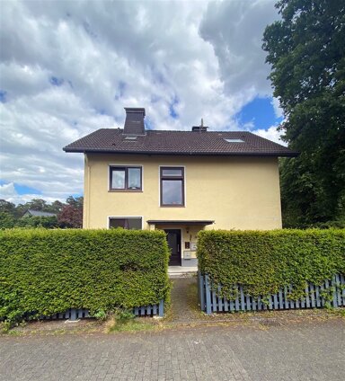 Mehrfamilienhaus zum Kauf 370.000 € 10 Zimmer 212 m² 693 m² Grundstück Stukenbrock-Senne Schloß Holte-Stukenbrock 33758