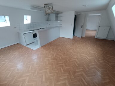 Wohnung zur Miete 625 € 2 Zimmer 58 m² 2. Geschoss frei ab sofort Königstr.110 Innenstadt Lübeck 23552