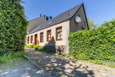 Einfamilienhaus zum Kauf 320.000 € 3 Zimmer 145 m² 330 m² Grundstück Rathaus Schleswig 24837