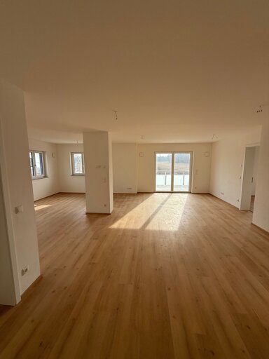 Penthouse zur Miete 1.010 € 3 Zimmer 101 m² 2. Geschoss frei ab sofort Schlossbreite Straß Burgheim 86666