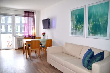 Wohnung zur Miete Wohnen auf Zeit 1.200 € 2 Zimmer 32 m² frei ab 09.07.2024 Brückenstraße Unterbilk Düsseldorf 40221