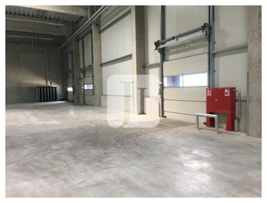 Lagerhalle zur Miete 5.000 m² Lagerfläche teilbar ab 3.500 m² Glinde 21509