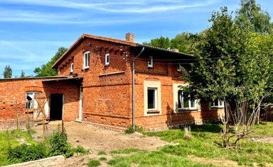 Bauernhaus zum Kauf 149.000 € 6 Zimmer 134 m² 2.874 m² Grundstück frei ab sofort Questin Alt Bukow 18233