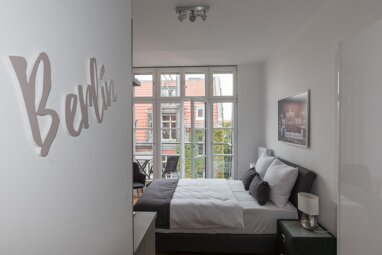 Wohnung zur Miete Wohnen auf Zeit 1.990 € 1 Zimmer 23 m² frei ab 01.10.2024 Mitte Berlin 10119