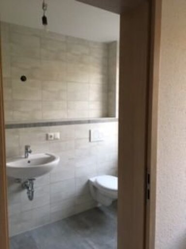 Wohnung zur Miete 460 € 3 Zimmer 79,9 m² 2. Geschoss frei ab sofort Wiesestr. 167 Debschwitz 3 Gera 07548