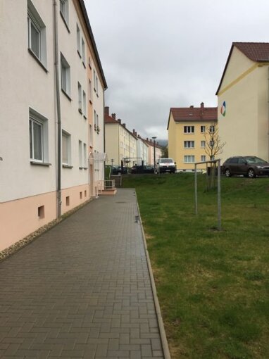 Wohnung zur Miete 395 € 3 Zimmer 68 m² EG frei ab sofort Kircherstraße 28 Saalfeld Saalfeld 07318