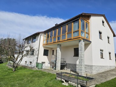 Haus zum Kauf 209.000 € 8 Zimmer 214 m² 936 m² Grundstück Prag Hutthurm 94116