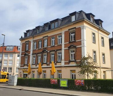 Wohn- und Geschäftshaus zum Kauf provisionsfrei als Kapitalanlage geeignet 1.010.000 € 9 Zimmer 296 m² 730 m² Grundstück Kesselsdorfer Str. 79 Naußlitz-Nord Dresden 01159