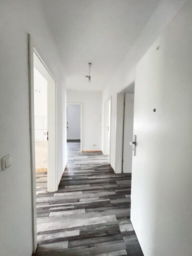 Wohnung zur Miete 689 € 3 Zimmer 62,9 m² 1. Geschoss Angerapper Platz 8 Dresdner Straße / Goethestraße Mettmann 40822