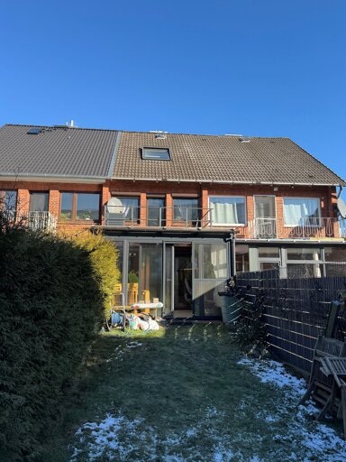 Reihenmittelhaus zum Kauf 283.700 € 3,5 Zimmer 85 m² 201 m² Grundstück frei ab sofort Norderstraße 4 Henstedt-Ulzburg 24558