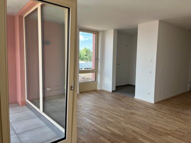 Wohnung zur Miete 525,61 € 3 Zimmer 77,3 m² 3. Geschoss frei ab sofort Steinstraße 41A Lichtenrade Berlin 12307