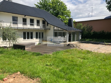 Einfamilienhaus zum Kauf 8 Zimmer 310 m² 1.164 m² Grundstück Bad Wildungen Bad Wildungen 34537