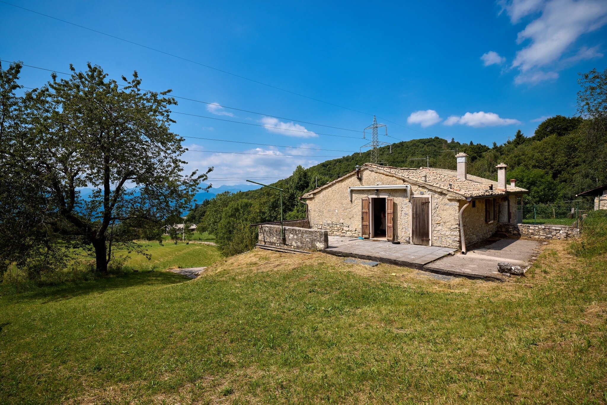 Rustico zum Kauf 245.000 € 4 Zimmer 127 m²<br/>Wohnfläche 6.440 m²<br/>Grundstück ab sofort<br/>Verfügbarkeit Via Prada 17 Brenzone sul Garda 37010