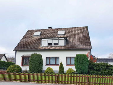 Mehrfamilienhaus zum Kauf 458.000 € 8 Zimmer 190 m² 674 m² Grundstück Niederwenigern Hattingen 45529