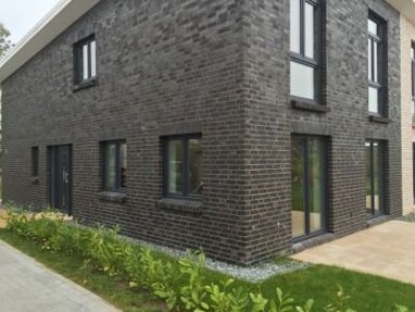 Haus zum Kauf Provisionsfrei 150.000 € 4 Zimmer 164 m² 184 m² Grundstück Dorf 12d Pries Kiel 24159