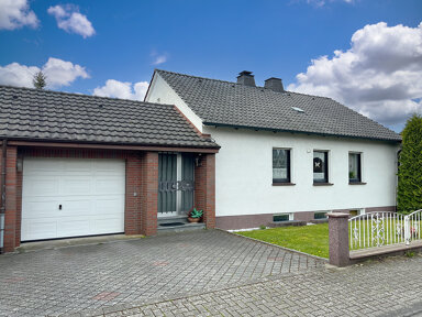 Einfamilienhaus zum Kauf 239.000 € 4 Zimmer 125 m² 770 m² Grundstück Stadtmitte Fröndenberg/Ruhr 58730