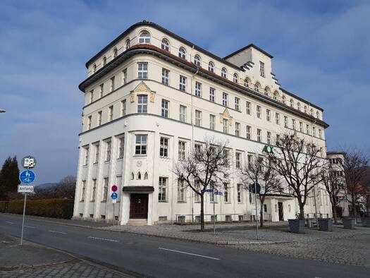 Wohnung zur Miete 398 € 2 Zimmer 61,8 m² frei ab 15.12.2025 Sonneberg 96515