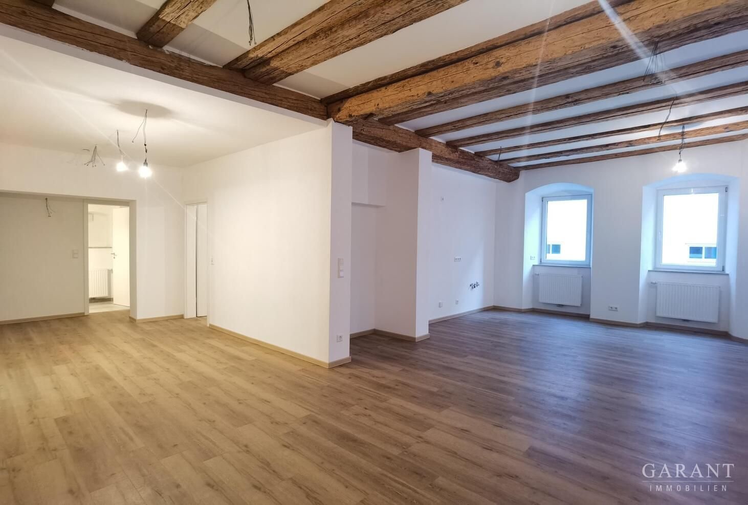 Haus zum Kauf 1.600.000 € 20 Zimmer 600 m²<br/>Wohnfläche 300 m²<br/>Grundstück Eichstätt Eichstätt 85072