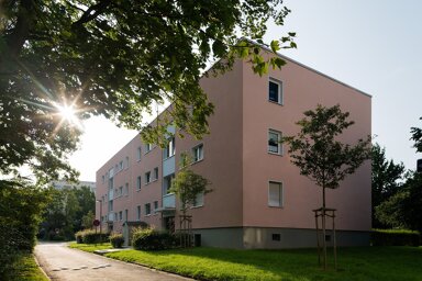 Wohnung zur Miete nur mit Wohnberechtigungsschein 299 € 3 Zimmer 69,6 m² 1. Geschoss frei ab 01.03.2025 Liegnitzer Straße 27 Wohnstadt Waldau Kassel 34123