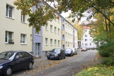 Wohnung zur Miete 474 € 3 Zimmer 63,2 m² 2. Geschoss frei ab 01.04.2025 Schilfbreite 53 Magdeburg 39120