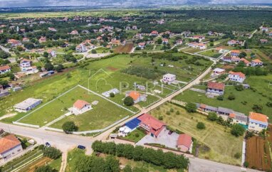 Land-/Forstwirtschaft zum Kauf 51.600 € Galovac 23222