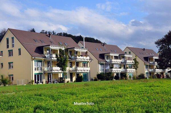 Mehrfamilienhaus zur Zwangsversteigerung
