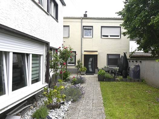 Wohnung zum Kauf 255.000 € 5 Zimmer 115 m² EG Waldorf Bornheim 53332