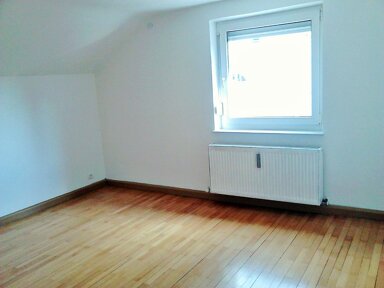 Wohnung zur Miete 590 € 3,5 Zimmer 90 m² 2. Geschoss Eisberg Amberg 92224