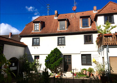 Bauernhaus zur Miete 1.520 € 4,5 Zimmer 139 m² Erbenheim - Mitte Wiesbaden 65205