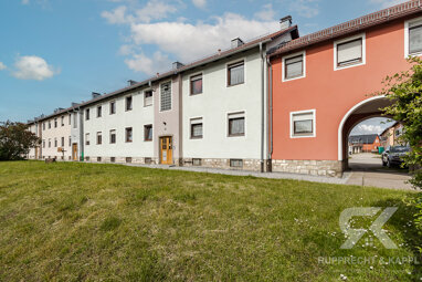 Wohnung zum Kauf 159.000 € 4 Zimmer 90 m² 2. Geschoss Roding Maxhütte-Haidhof 93142