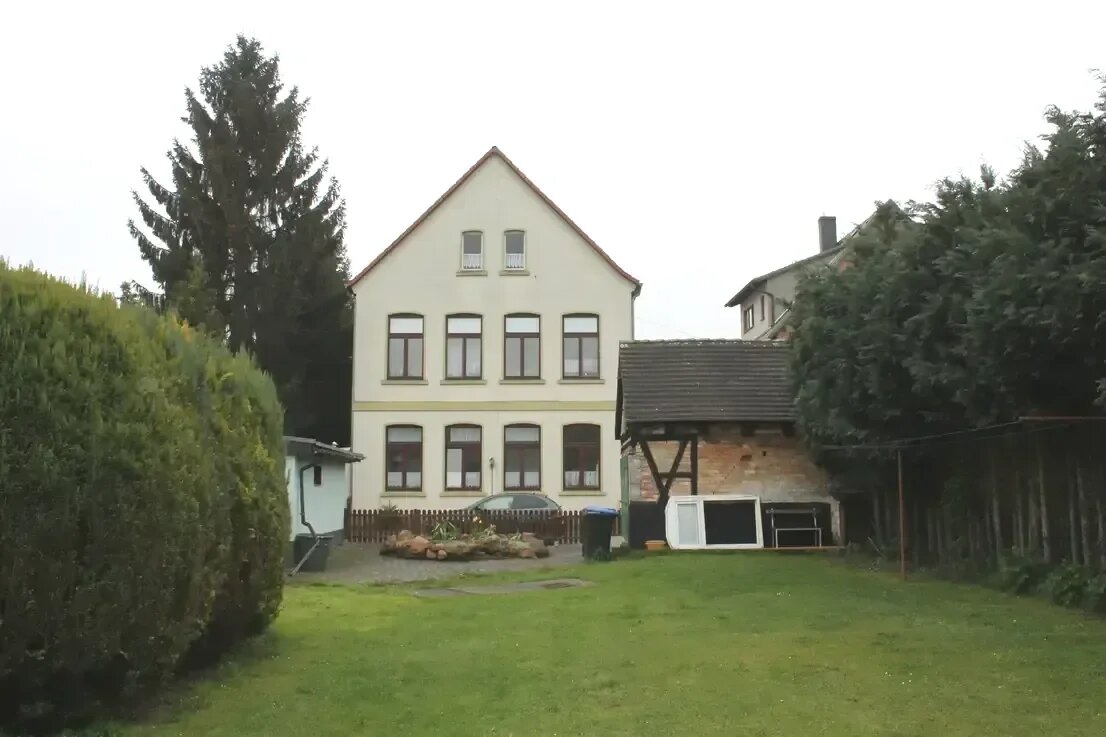 Wohnung zur Miete 370 € 3 Zimmer 63,2 m²<br/>Wohnfläche 1.<br/>Geschoss ab sofort<br/>Verfügbarkeit Ernst-Thälmann-Straße 31 Ziegelrode Ahlsdorf 06313