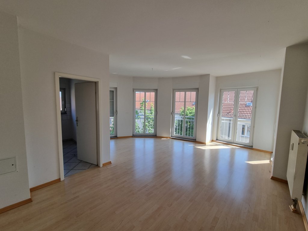 Wohnung zur Miete 470 € 3 Zimmer 72,7 m²<br/>Wohnfläche 01.08.2024<br/>Verfügbarkeit Töpferstraße 33 Calau Calau 03205