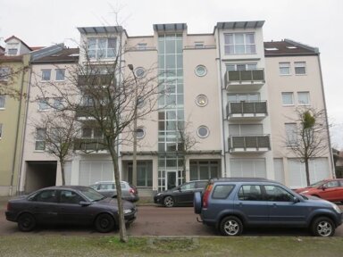 Wohnung zur Miete 420 € 2 Zimmer 62,4 m² 3. Geschoss frei ab sofort Carl-Maria-von-Weber-Straße Innerstädtischer Bereich Nord 17 Dessau-Roßlau 06844