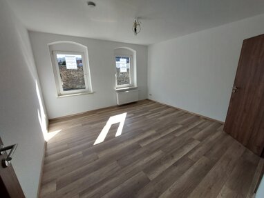 Wohnung zur Miete 150 € 1 Zimmer 30 m² Erdgeschoss Roßwein Roßwein 04741